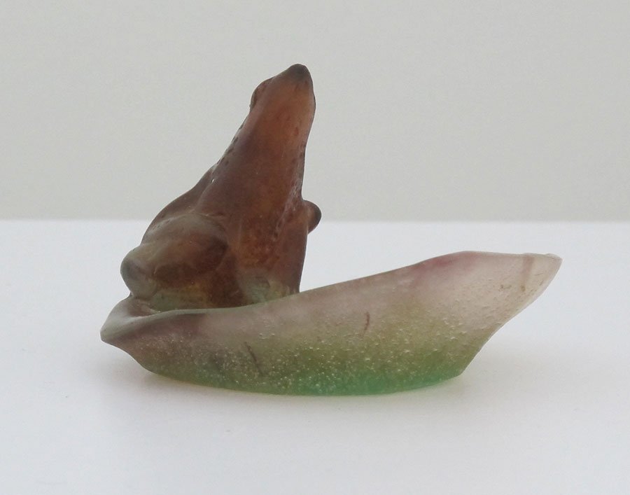 Daum Nancy Pate DeVerre Frog Lilly Pad: SMALL Daum Nancy Pate DeVerre Frog on Lilly Pad Height (Inches): 2.5 Width (Inches): 3.5