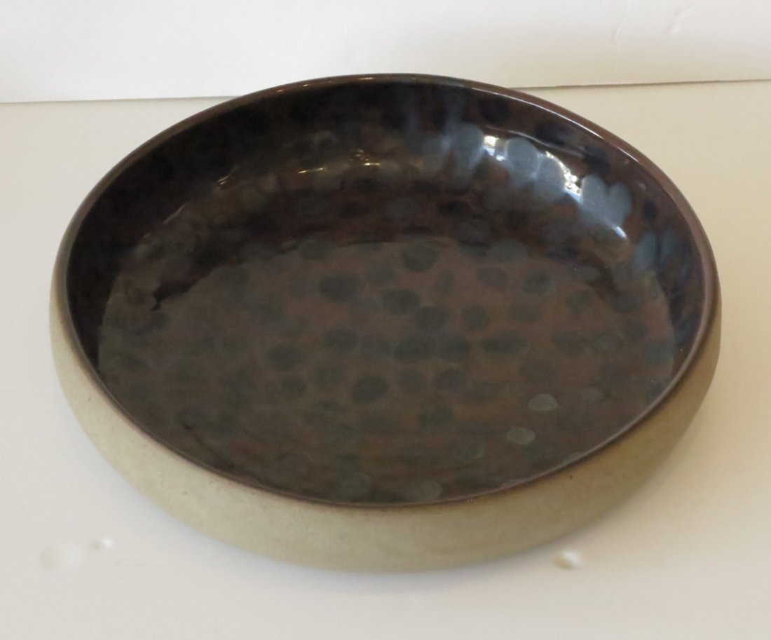 Marshall Studio Art Pottery Bowl: American studio art pottery by Marshall Studios Incised Martz. 2.5x12x12