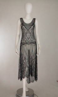 1920s black lace & chiffon flapper dress: Fine black lace dress with chiffon trims size 2 small