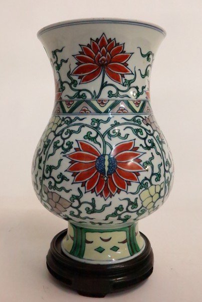Chinese Porcelain footed Vase (1 of 6)