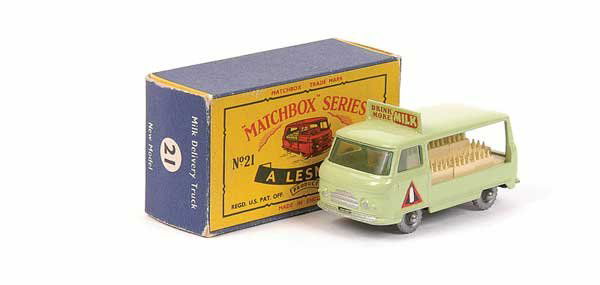 Matchbox No.21c Commer Milk Float: Matchbox Regular Wheels No.21c Commer Milk Float - light green, bottle door decals, green windows, cream load, silver grille and bumper, clip-fit baseplate, silver plastic wheels - Near Mint in Good P