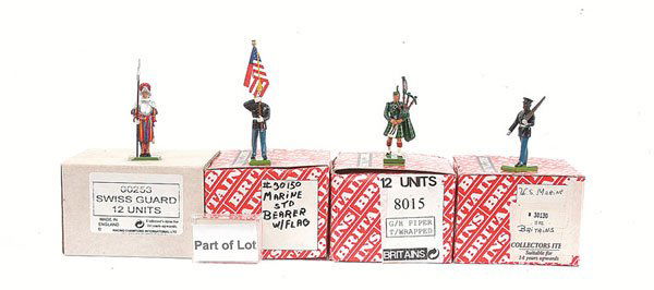 Britains Metal Models Series [trade packs]: Britains Metal Models Series ["12 Unit" trade packs], comprising: Cat No' 30130 - U.S. Marine marching at the Slope - [3 x packs - containing a total of 30 figures], Cat No' 30150 - U.S. Marine - [2 x