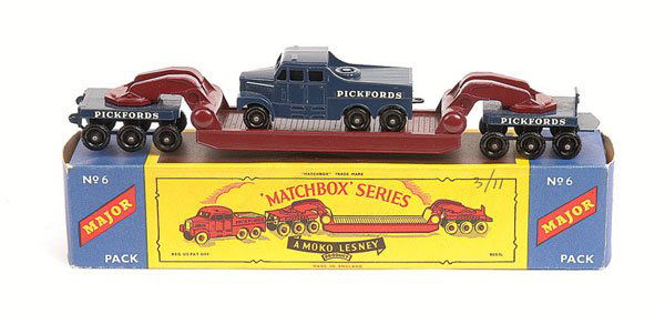 Matchbox Major M6 Scammell 6x6 Ballast Tractor: Matchbox Major Pack M6 Scammell 6 x 6 Ballast Tractor with Pickfords Low Loader Transporter - dark blue, maroon loadbed & swan necks, dark blue drawbar, knobbly black plastic wheels - Excellent (usual