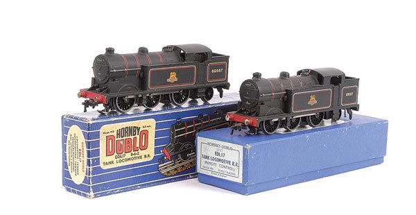 Hornby Dublo 3-Rail - 2 x EDL17 0-6-2 Tank Locos: Hornby Dublo 3-Rail a pair of EDL17 0-6-2 BR black (matt) N2 Class Tank Locos (1) with small numbers, condition Excellent in Good Plus to Excellent plain blue box complete with both end packing pieces