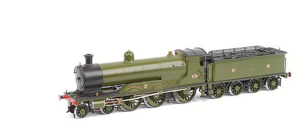 Scratchbuilt 4-6-0 "Ballindalloch Castle": OO Gauge Scratchbuilt 4-6-0 Loco and Tender HR (Highland Railway) green "Ballindalloch Castle" No.141, 2-Rail Electric. Superbly constructed, painted and transferred.