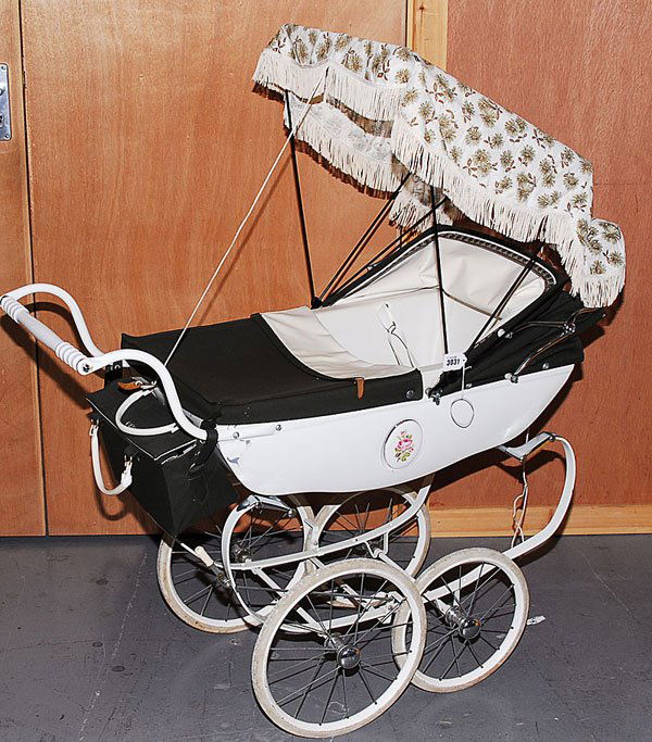 triang dolls pram 1960