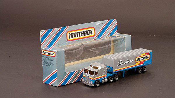 Matchbox Kenworth McDonalds Convoyマクドナルド Kenworth T2000 Box 'McDonalds' CY009 (1998) - Matchbox