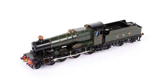 Kitbuilt 4-6-0 "Childrey Manor" No.7809: OO Gauge Kitbuilt 4-6-0 GWR green Manor Class Loco No.7809 "Childrey Manor", gloss varnish finish, conditions Good to Good Plus.