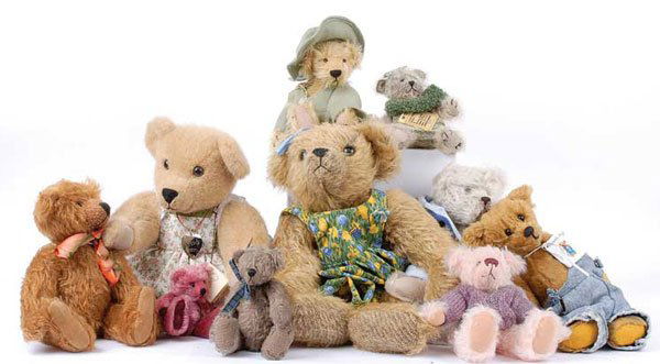 Ten Artist-type Teddy Bears: Ten artist-type Teddy Bears including: (1) My Old Teddy Justin by Jan Galleymore, one-of-a-kind, tags, 12"/31cm; (2) Sunny Bears cinnamon mohair, by Anne-Marie Van Gelder, missing tags 10"/25cm; (3) B
