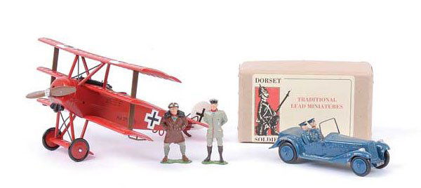 Britains-Special Collectors Edn Series-WWI Range: Britains Modern Issues [Special Collectors Edition Series - WWI Range], comprising: Set 00158 - Fokker DR1 [The Red Baron], complete with figures representing Manfred & Lothair Von Richthofen. Excelle