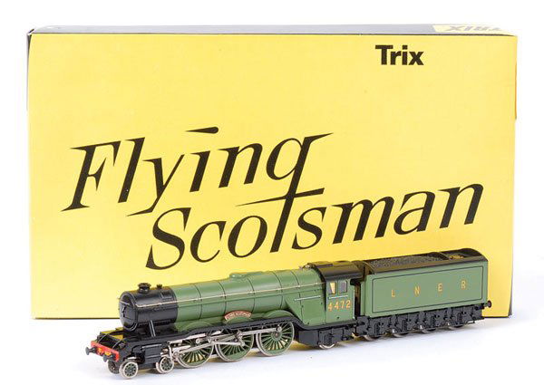 Trix 2-rail 1180 4-6-2 No.4472 "Flying Scotsman": Trix 2-rail 1180 4-6-2 LNER green A3 Class Loco No.4472 "Flying Scotsman" complete with instruction flyer, loco drive, condition Excellent Plus to Near Mint in Excellent to Excellent Plus flat box wit