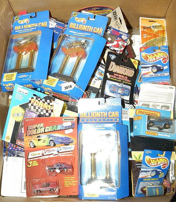 Matchbox, Corgi, Hot Wheels and Other Corvettes: Matchbox, Corgi, Hot Wheels and other Corvette diecast toys - to include Corgi Juniors, MB28, Matchbox Superkings, MC Speedway 1/43rd scale, Maisto Power Racer, Matchbox Team Collectable 1992, Hot Whe