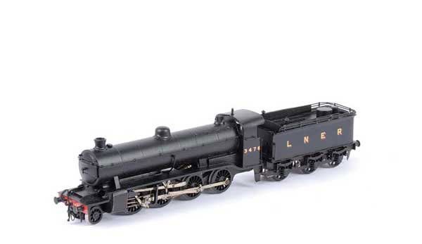 Kitbuilt 2-8-0 LNER Black Class 03 Loco No.3476: OO Gauge Kitbuilt 2-8-0 LNER black Class 03 Loco No.3476, condition Good Plus to Excellent.