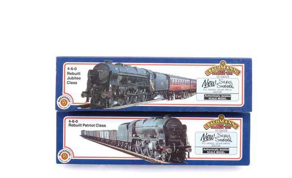 Bachmann 4-6-0 BR Green Steam Locos: OO Gauge Bachmann a pair of 4-6-0 BR green Steam Locos comprising 31-251 Jubilee Class No.45736 "Phoenix", 31-201 Patriot Class No.45545 "Planet", contents are unused and in Mint condition in Near Min