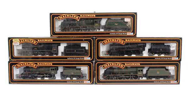 Mainline Railways 4-6-0 BR Steam Locos: OO Gauge a group of Mainline Railways 4-6-0 BR Steam Locos comprising 37066 green Patriot Class No.45532 "Illustrious", 37052 black Standard Class 4 No.75006, 37057 green Royal Scot Class No.46100 "Ro