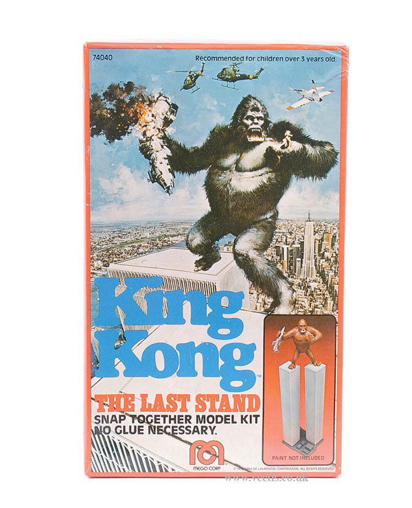 Mego King Kong Last Stand Plastic Kit: Mego King Kong The Last Stand plastic kit, #74040, 1976 issue, contents appear Mint, complete with instruction leaflet in Good Plus packaging (contents not checked for completeness).