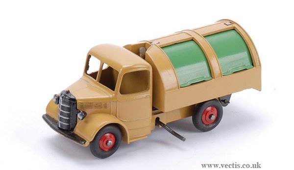 Dinky No.252 Bedford Refuse Wagon