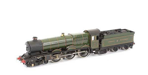 Kitbuilt 4-6-0 No.6028 "King George VI": OO Gauge Kitbuilt 4-6-0 GWR lined green King Class No.6028 "King George VI", nicely built and painted, condition Good Plus.