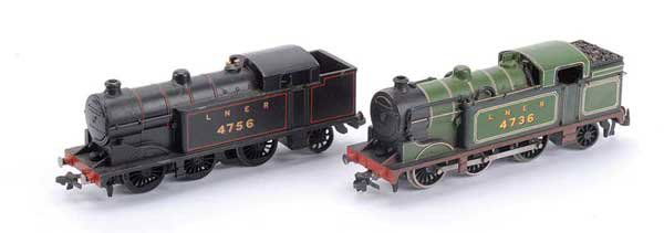 Hornby Dublo - 2 x N2 EDL 17 0-6-2 Tank Locos: Hornby Dublo OO Gauge pair of N2 EDL 17 0-6-2 Tank Locos LNER black No.4756 and LNER green No.4736. Both locos have been converted to 2-rail and bodies have been finely repainted, lined and transferre