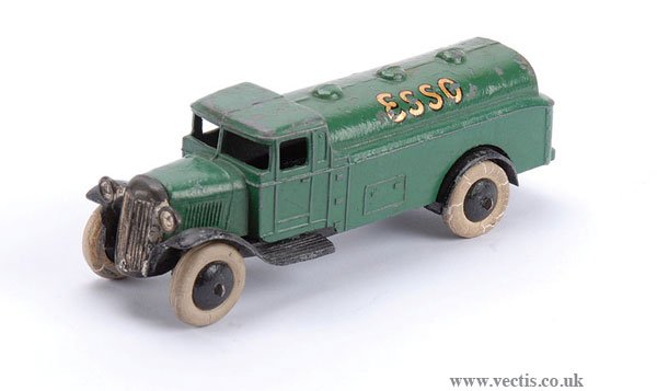 Dinky No.25D Pre-war Petrol Tank Wagon "Esso"
