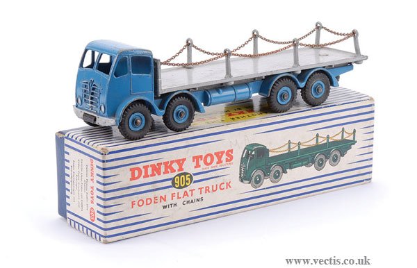 Dinky No.905 Foden Flat Truck with Chains