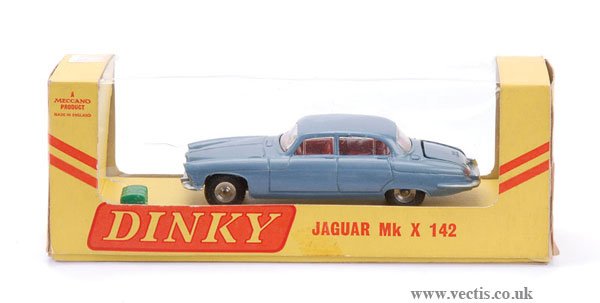 Dinky No.142 Jaguar Mk.X