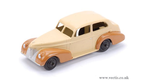 Dinky No.39BU - US Issue Oldsmobile Sedan