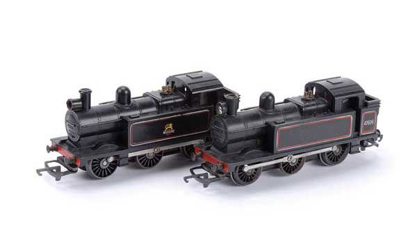 Triang - 2 x R252 0-6-0 Jinty Tank Locos: Triang Made in Australia/New Zealand 2 x R252 0-6-0 lined black Jinty Tank Loco (as shown on page 137 of the Pat Hammond Triang Railways Book), both have head-lamp to front (1) No.47606 with BR early