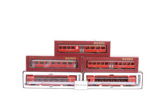 HO-m Bemo - A Group of Passenger Coaches (1 of 1)