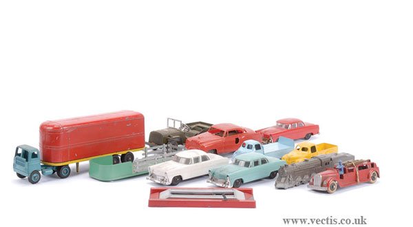Tootsietoy/Marx & Lionel Diecast & Plastic Toys