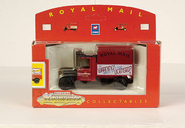 Corgi "Motoring Memories" No.61201 "Royal Mail"