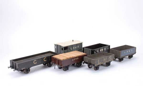 Bassett-Lowke & Other Gauge 4-wheel Goods Wagons: Bassett-Lowke and similar Gauge 4-wheel Goods Wagon consisting of LNWR Brake Van, Open Wagons x 2, LMS Open Wagon, GC Open Wagon and a further Open Wagon. Condition varies but generally Good. (6)