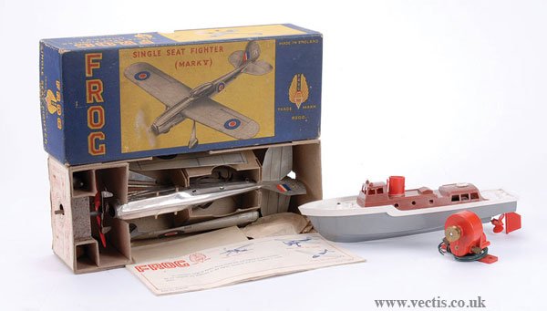 Frog Aircraft and Scalex Boat