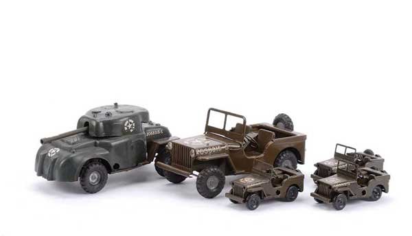 Triang Minic Military Jeeps & Armoured Car