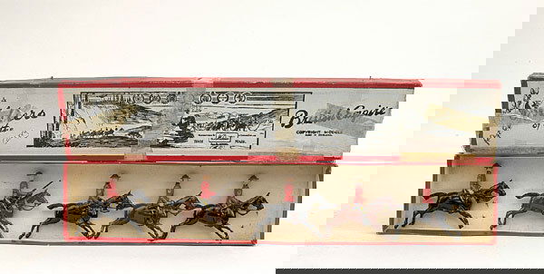 Britains Set 1349 - RCMP Post War version: Britains Set 1349 - Royal Canadian Mounted Police Post War version - comprising of 5 mounted Troopers carrying rifles - all VG in F box with blue 'Soldiers of the British Empire' label, old tape marks
