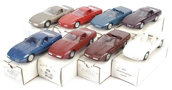AMT Ertl Chevrolet Corvette Stingray Cars