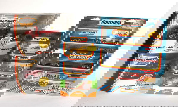 Matchbox - A Large Mixed Group: Matchbox Collectables, Convoy, MB Series Cars and Commercials. To include CY8 Kenworth Articulated Truck and Trailer "Redcap", Collectables No.96999 Mack AC Petrol Tanker "Matchbox 50 Years", MB33 Mer