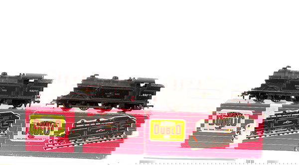 Hornby Dublo 2 x 2217 0-6-2 N2 Class Tank Locos: Hornby Dublo 2 x 2217 0-6-2 BR black N2 Class Tank Locomotive No.69550, one Loco has replacement Wrenn style couplings fitted and damage to both bunker side numbers, conditions Fair to Good Plus in Fa