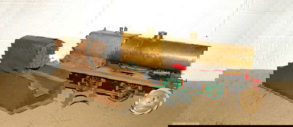 5" Gauge 0-6-0 Loco and 6-wheel Tender: 5" Gauge 0-6-0 Loco and 6-wheel Tender. This is for an LBSC Minx design. Loco is twin internal cylinder complete with wheels, frame, boiler and firebox. Also included with this lot as separate parts a