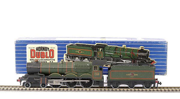 Hornby Dublo EDL T20 4-6-0 #7013 Bristol Castle: Hornby Dublo 3-Rail EDL T20 4-6-0 BR green Castle Class Loco No.7013 "Bristol Castle", complete with Instruction Booklet dated 11/57, paint chip to left side of firebox and other minor chips around Te