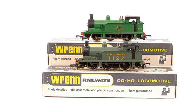 Wrenn - 2 x 0-6-0 R1 Class Tank Locos: Wrenn Railways a pair of 0-6-0 R1 Class Tank Locos comprising W2206 (ins) BR green No.31340, W2207 (ins) SR green No.1127, black paint peeling to cab roof and smokebox, otherwise conditions Excellent