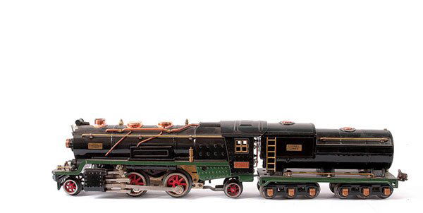 Lionel O Gauge 2-4-2 Loco & 12-wheel Tender 260E: Lionel O Gauge 2-4-2 Loco and 12-wheeled Tender No.260E, 3-rail Electric. Loco and tender have been expertly repainted.