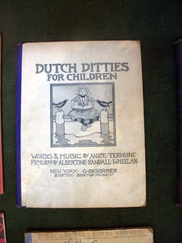 Dutch Ditties For Children 1909: Terhune, Anice 1st Edition G. Schirmer NY Blue Cloth Backed Boards Small Folio Fifteen Songs with Piano Accompaniment Contains The Secret, Three Little Ducks, Little Boy Blue nd others corners worn, n