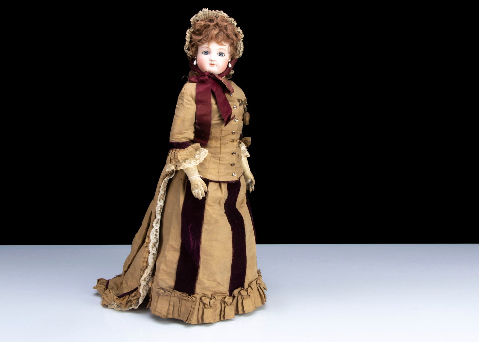 A large Francois Gaultier pressed bisque swivel head fashionable doll, (1 of 3)