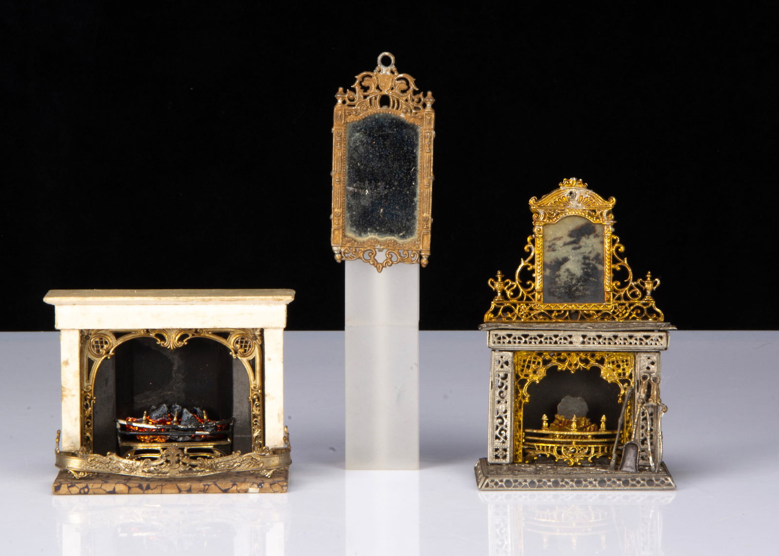 Two German soft-metal dolls’ house fireplaces, (1 of 1)
