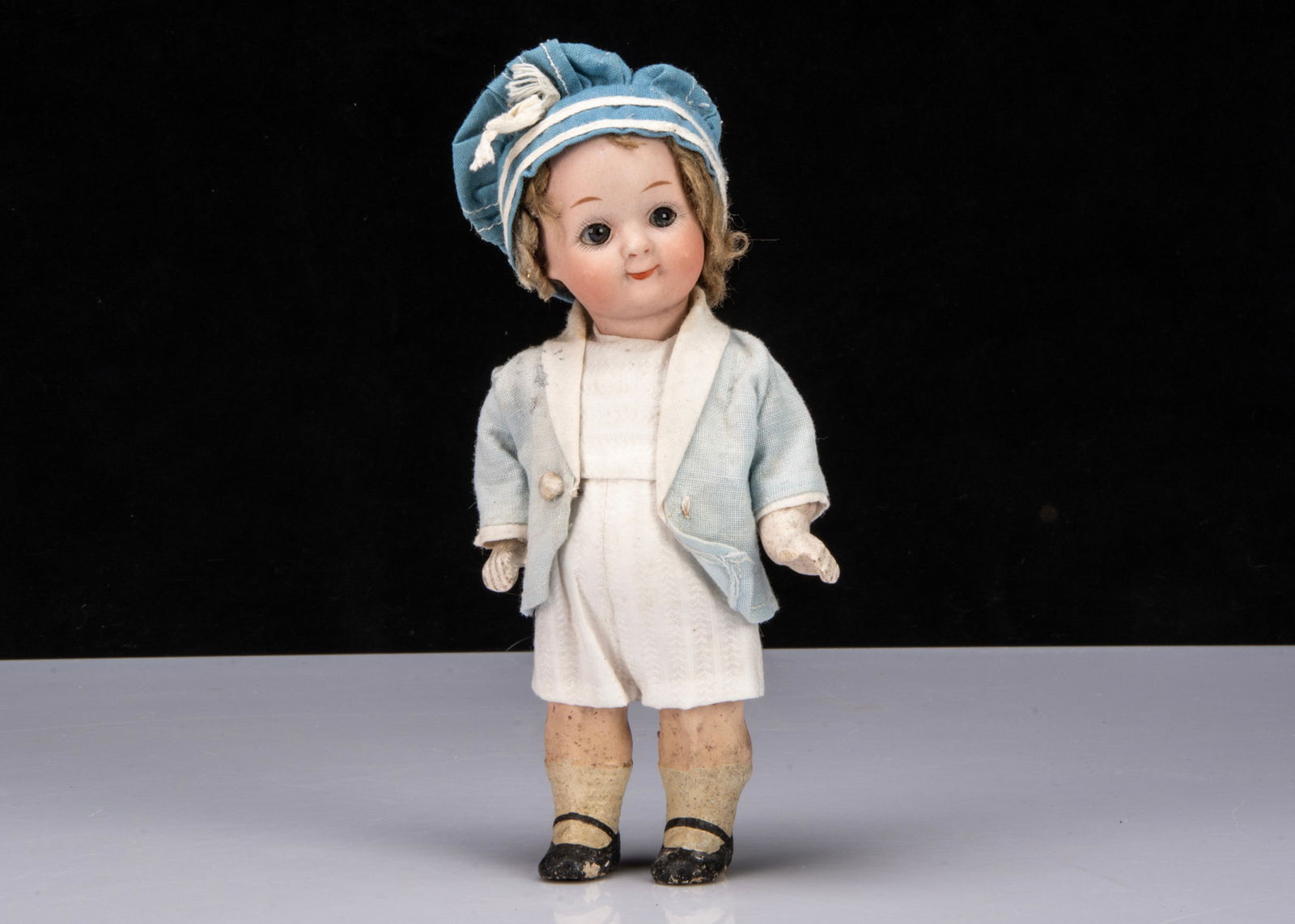 A small Gebruder Heubach 9573 googly eyed doll, (1 of 1)