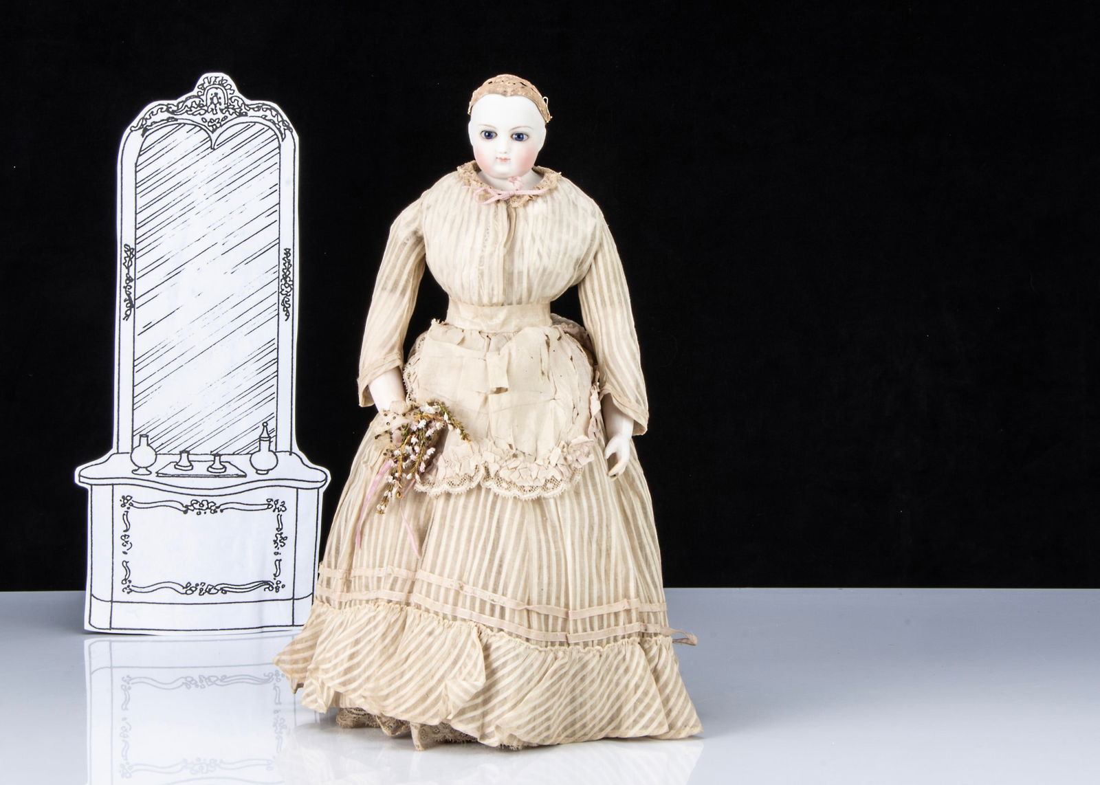 A French pressed bisque shoulder-head fashionable doll, (1 of 4)