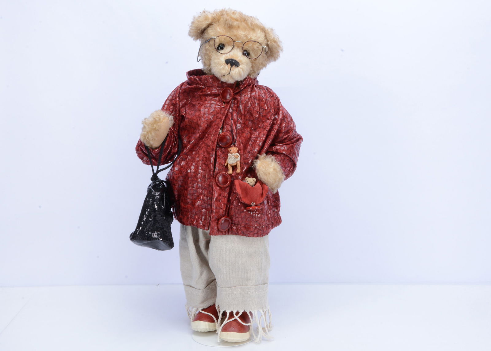 A Mick Bears artist teddy bear, (1 of 1)