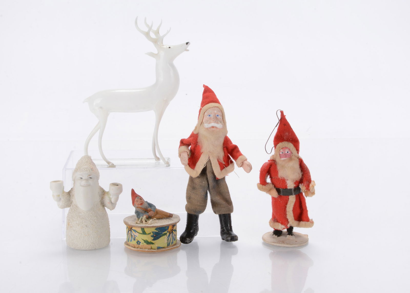 Christmas items, (1 of 1)