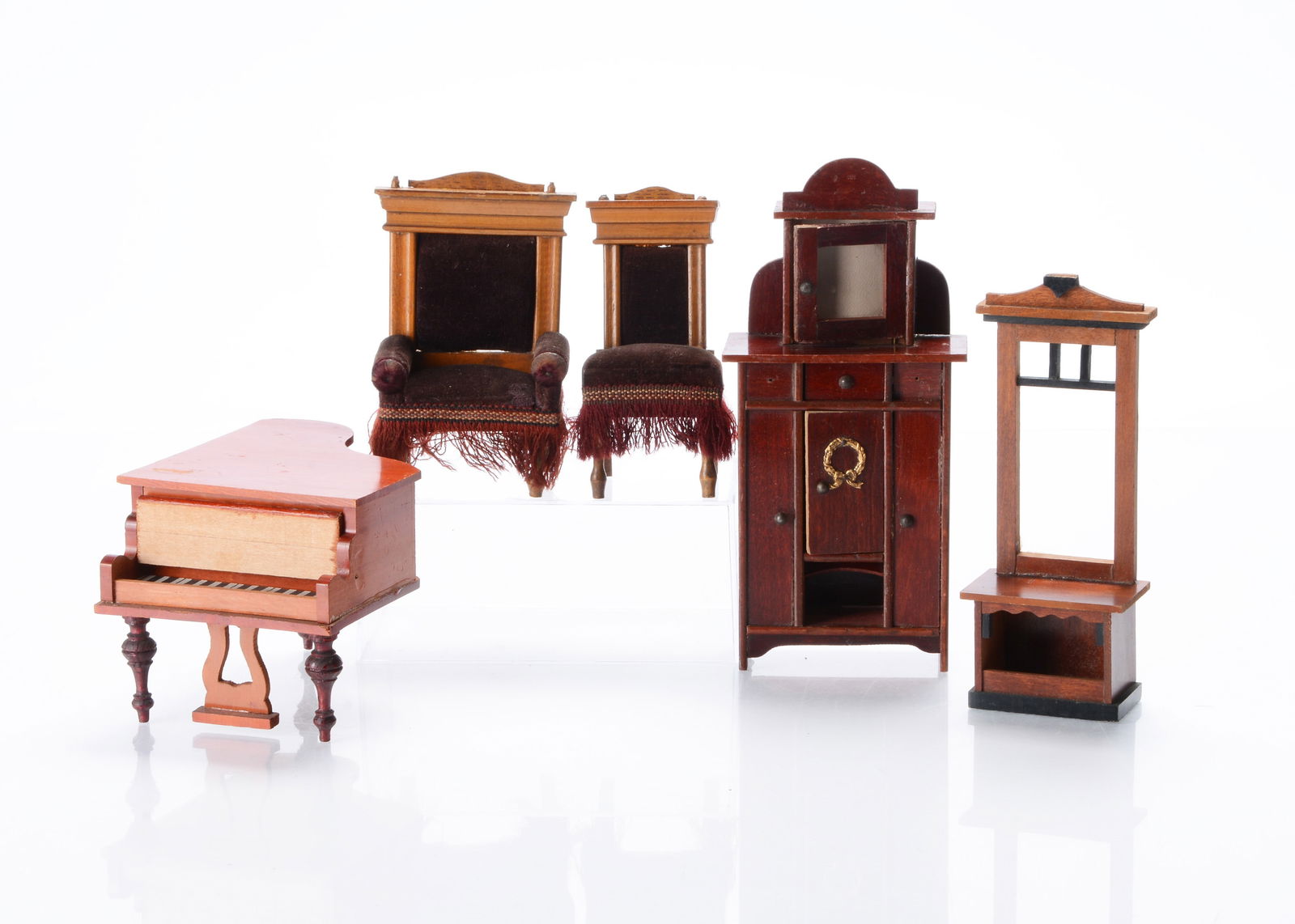 A German red stained wood dolls’ house grand piano, (1 of 1)
